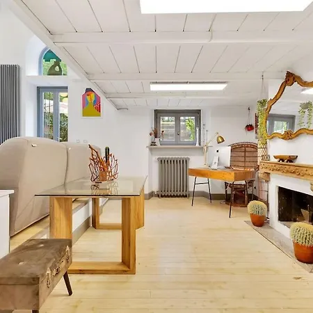 Garden, Charme And Luxury In The Center Of Milan